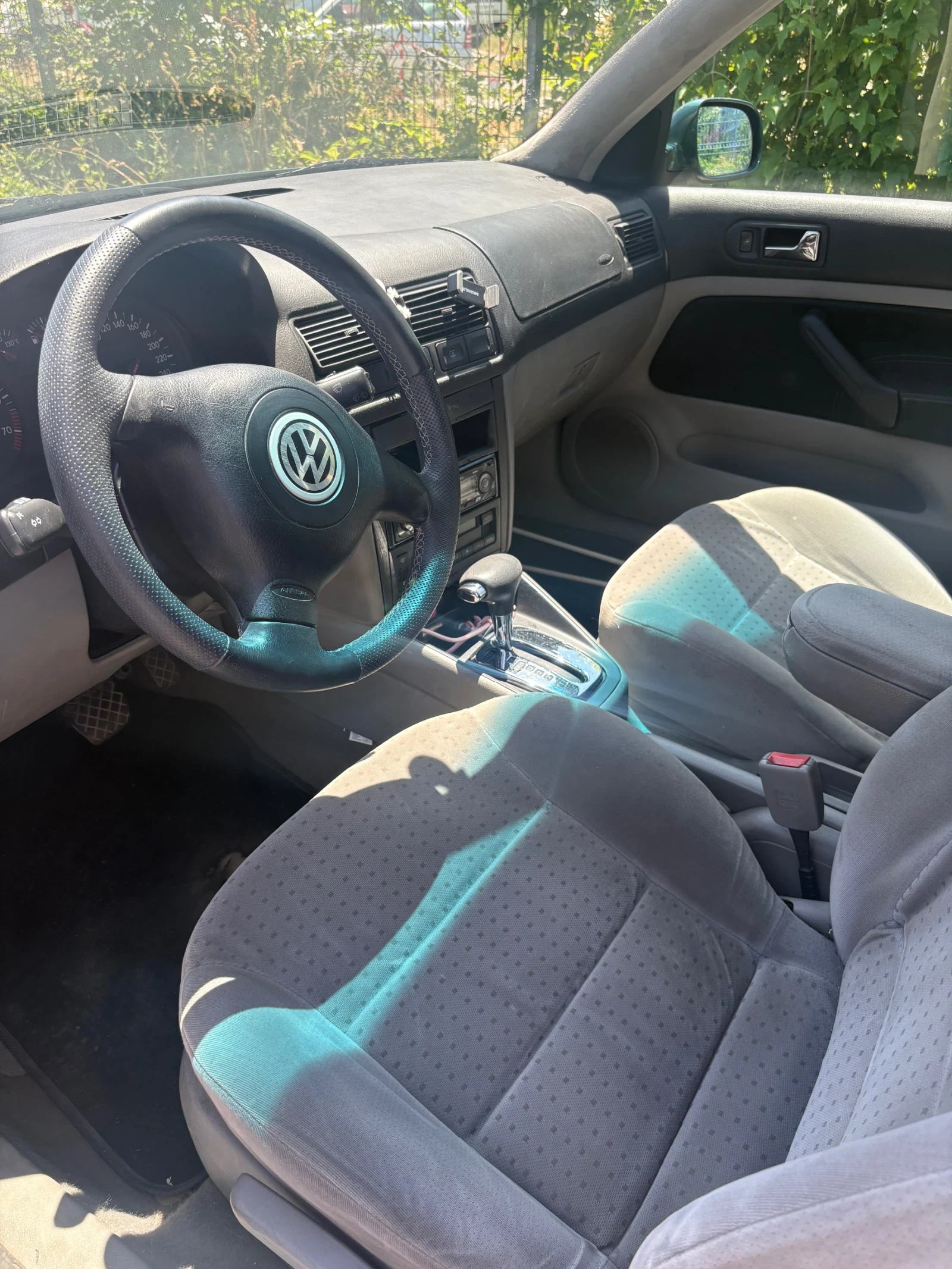 VW Golf, снимка 4 - Автомобили и джипове - 55546409