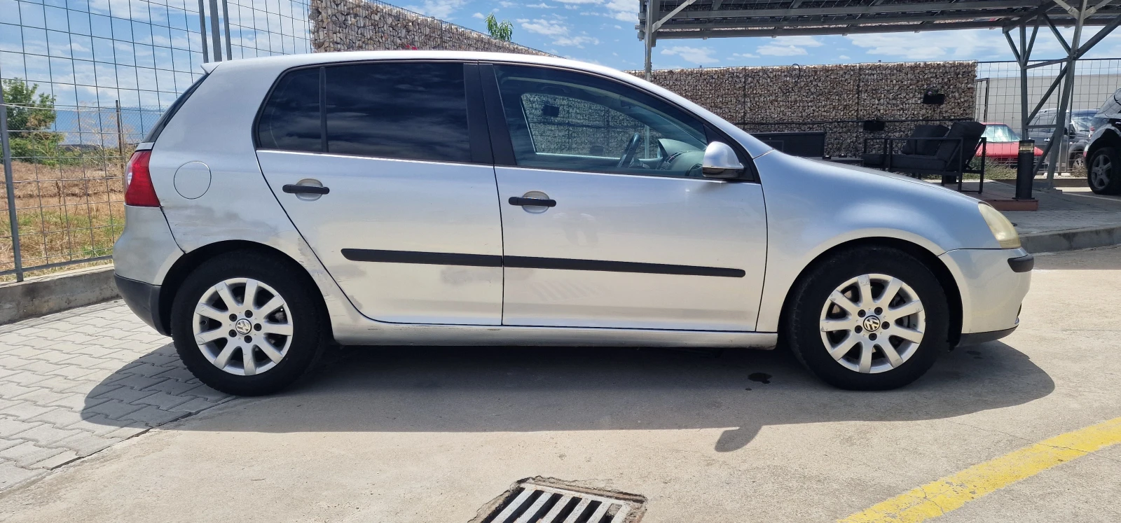 VW Golf 1.9TDI, 105 p.s. 2006 реални 215500км - ОБСЛУЖЕН, снимка 4 - Автомобили и джипове - 55698396
