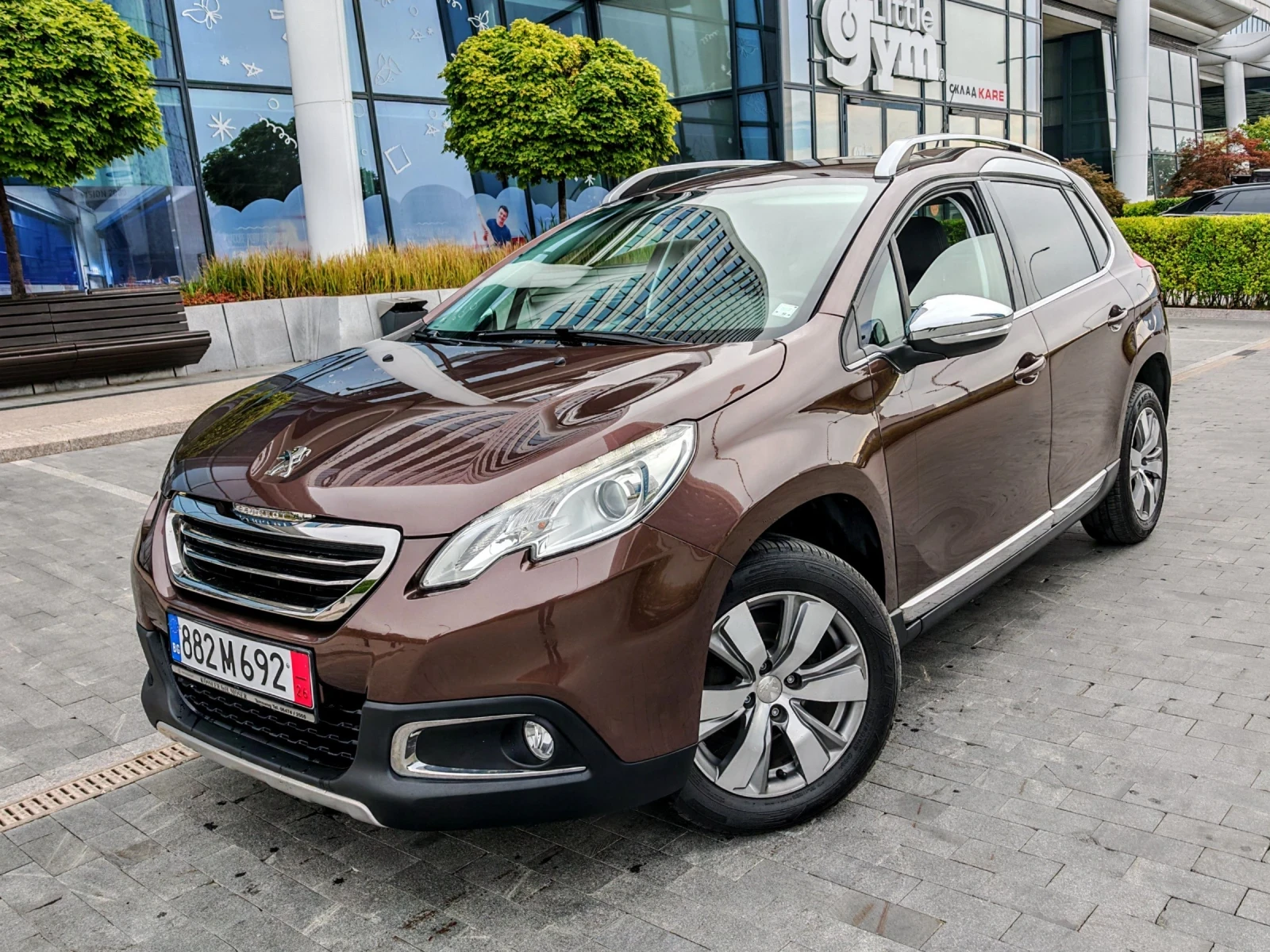 Peugeot 2008 * УНИКАТ 1.6HDI * 97000км  СЕРВИЗНА ИСТОРИЯ !!!, снимка 2 - Автомобили и джипове - 56196136