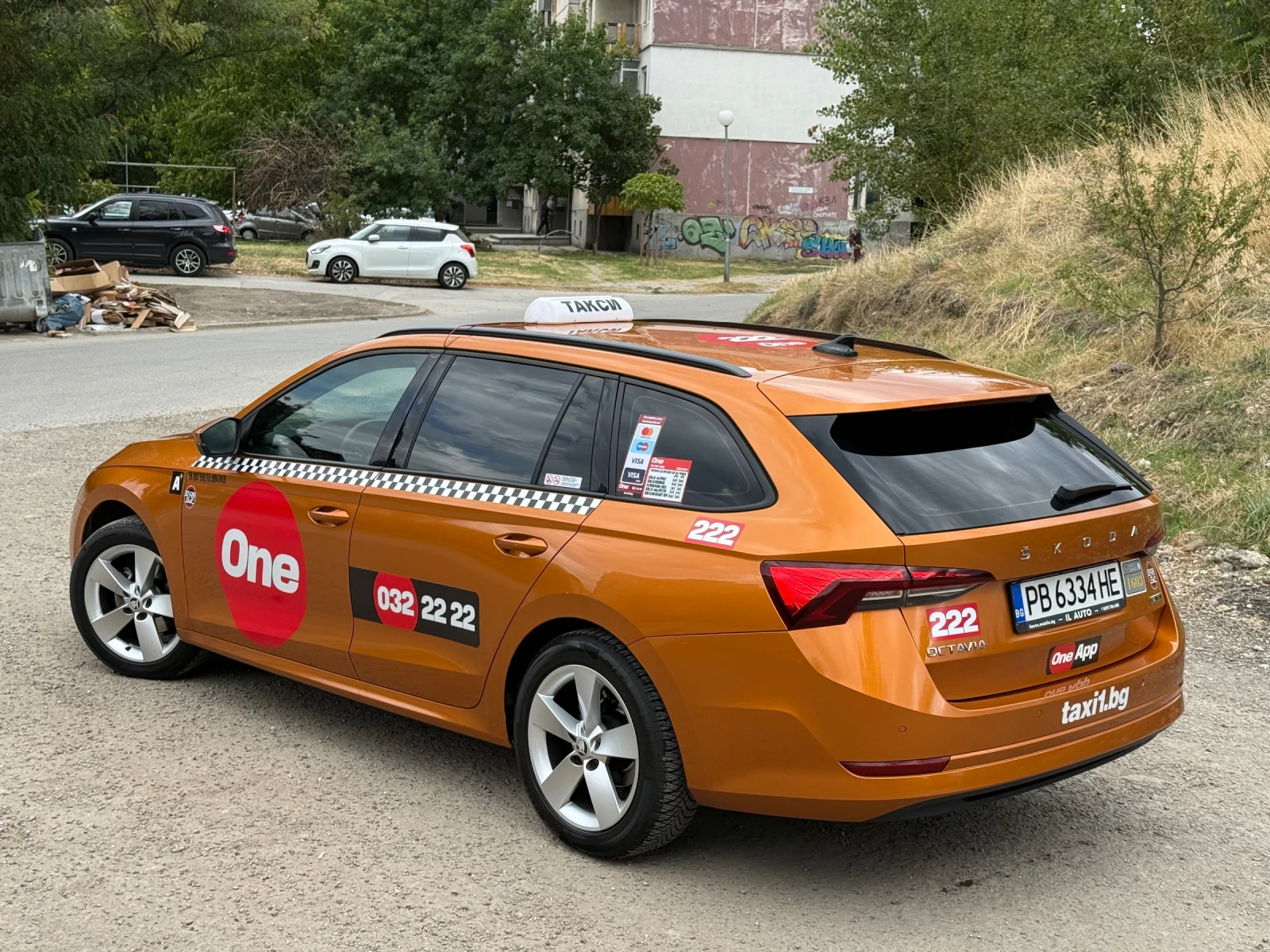 Skoda Octavia 1.5G-TEC, снимка 3 - Автомобили и джипове - 56186895