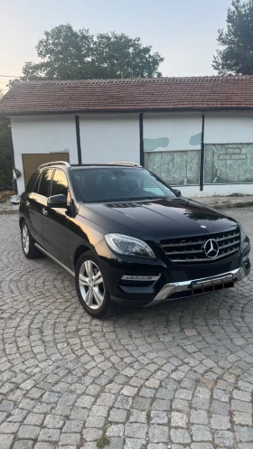 Обява за продажба на Mercedes-Benz ML 350 W166 сервизна история ~34 900 лв. - изображение 1