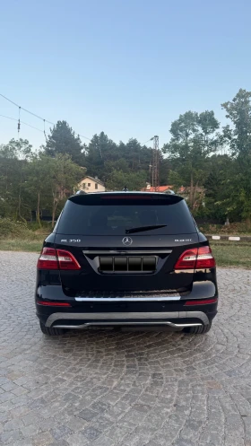 Обява за продажба на Mercedes-Benz ML 350 W166 сервизна история ~34 900 лв. - изображение 2