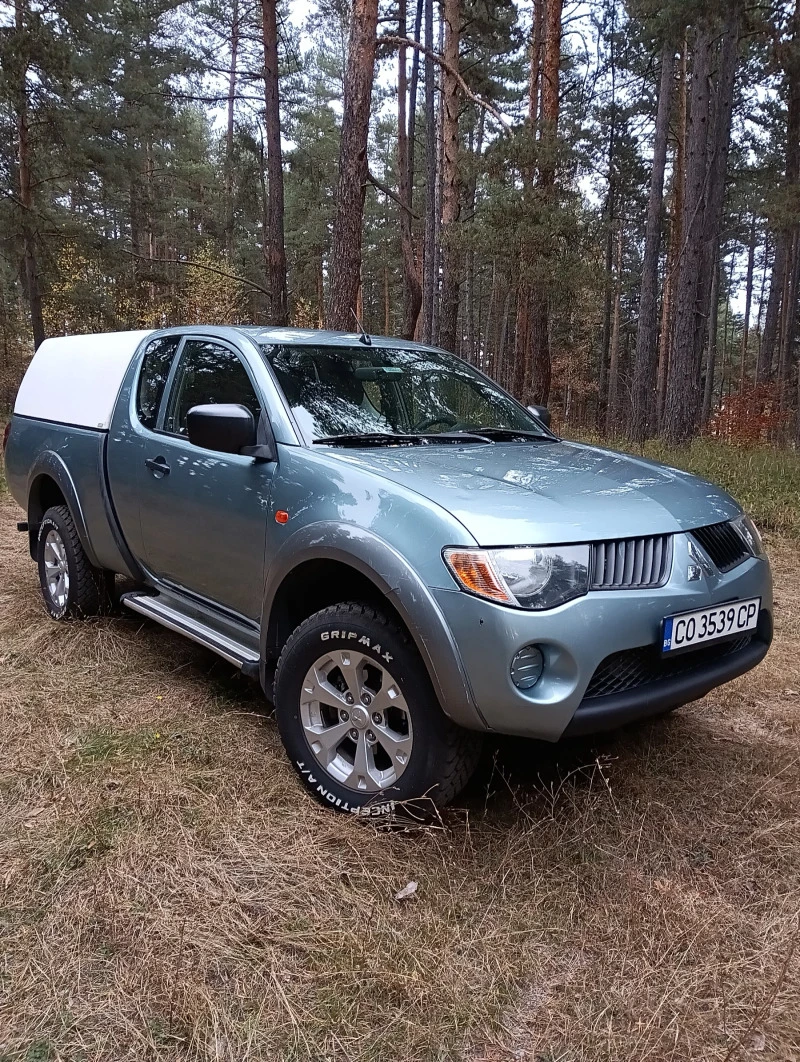 Mitsubishi L200, снимка 1 - Автомобили и джипове - 46946016