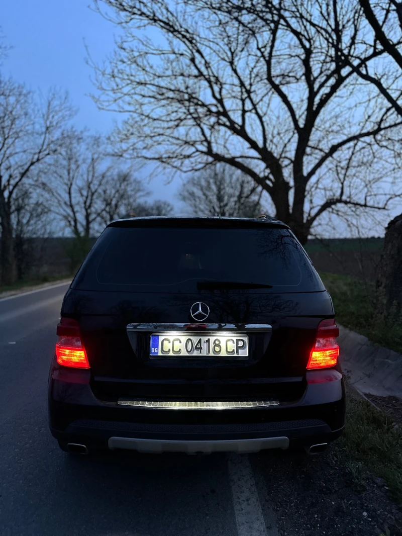 Mercedes-Benz ML 280 Реални километри!, снимка 2 - Автомобили и джипове - 47492586