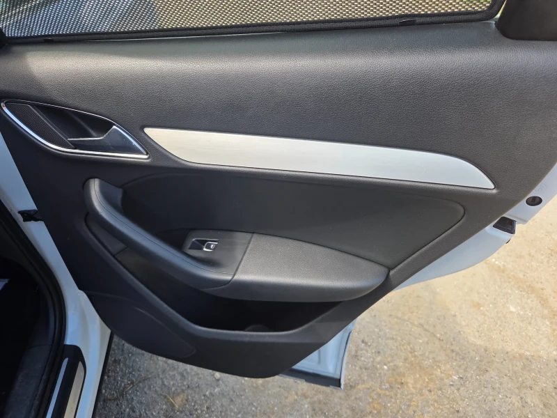 Audi Q3 2xS-LINE, снимка 12 - Автомобили и джипове - 52319346