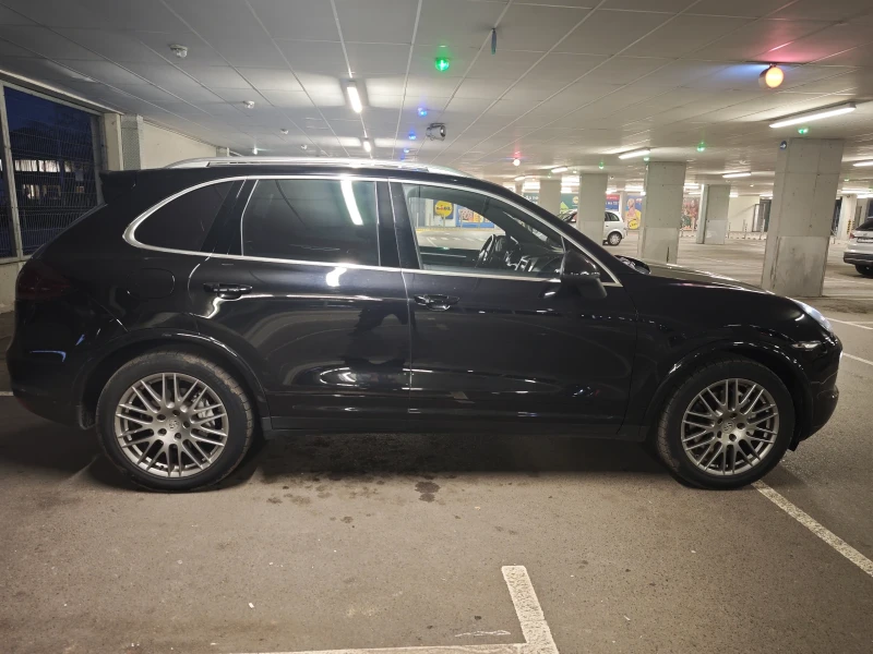 Porsche Cayenne 4.2D, снимка 3 - Автомобили и джипове - 52777803