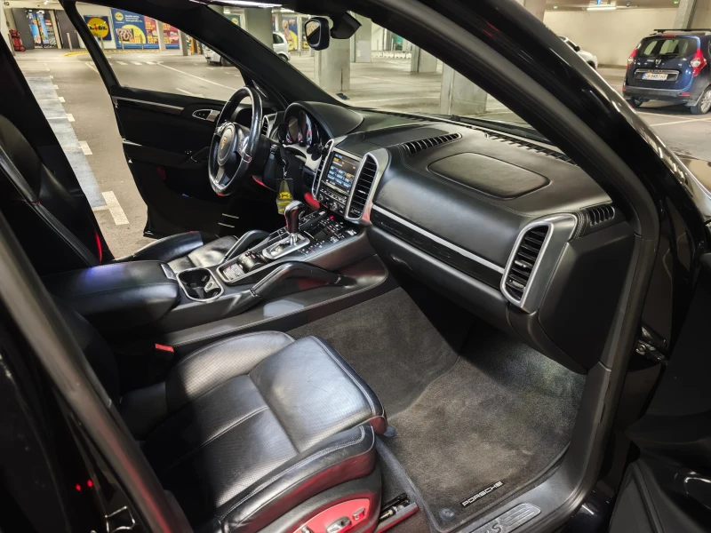 Porsche Cayenne 4.2D, снимка 12 - Автомобили и джипове - 52777803