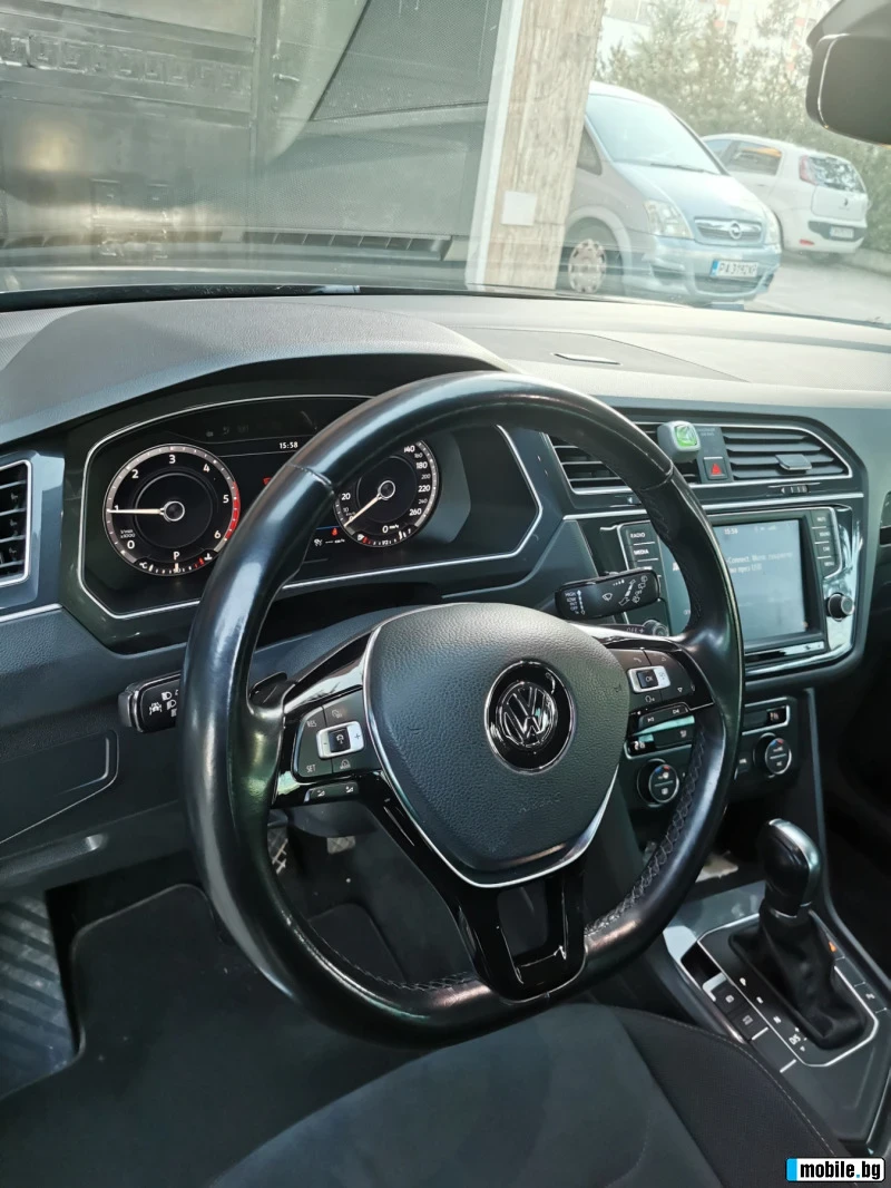 VW Tiguan ОБСЛУЖЕН, снимка 10 - Автомобили и джипове - 49285422