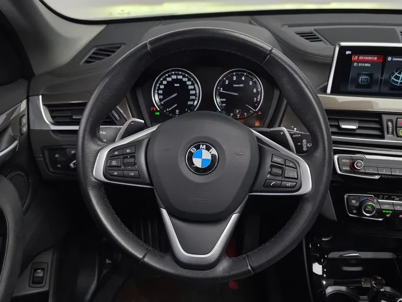 BMW X1 xDrive 20I Xline, снимка 13 - Автомобили и джипове - 55087716