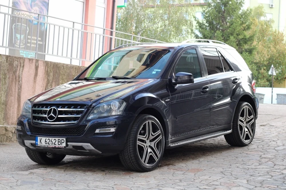 Mercedes-Benz ML 350 4 Matic - изображение 2