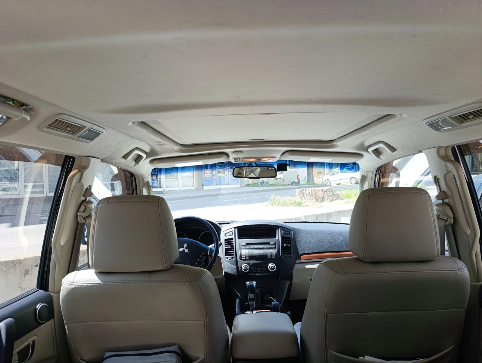 Mitsubishi Pajero GLS V6 L6L  - изображение 8