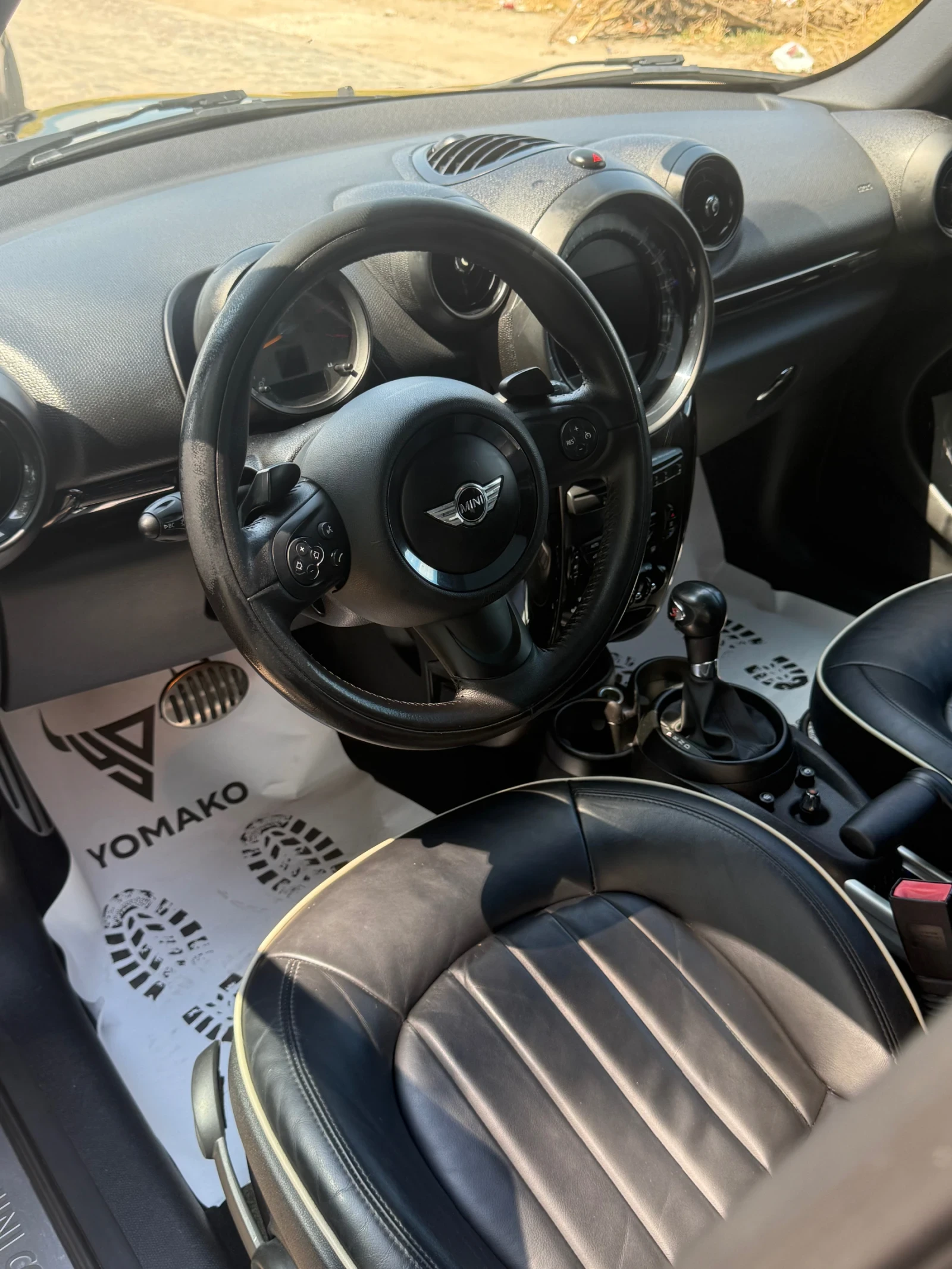 Mini Countryman 2.0 D SD 4x4 - изображение 8