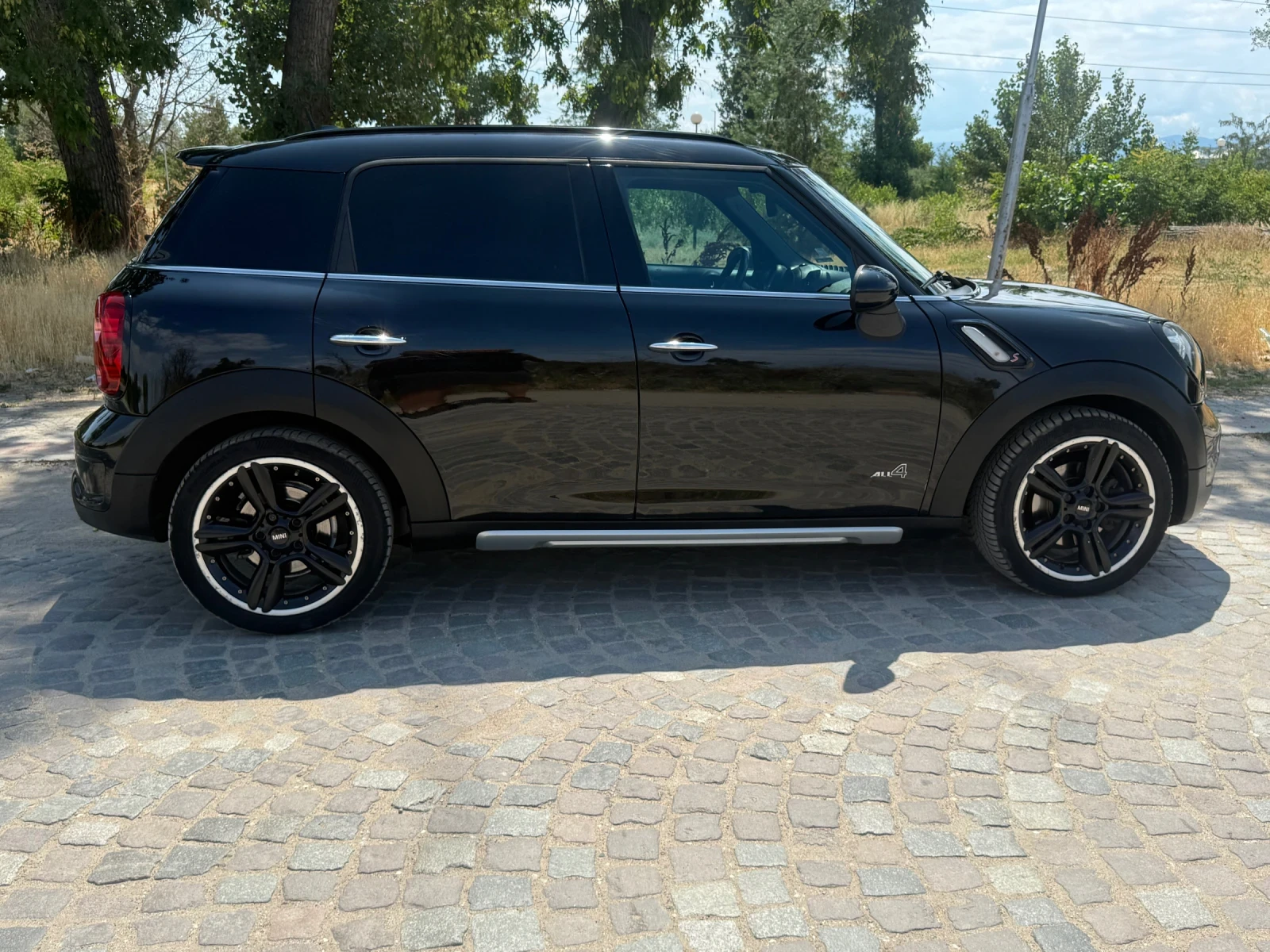 Mini Countryman 2.0 D SD 4x4 - изображение 6