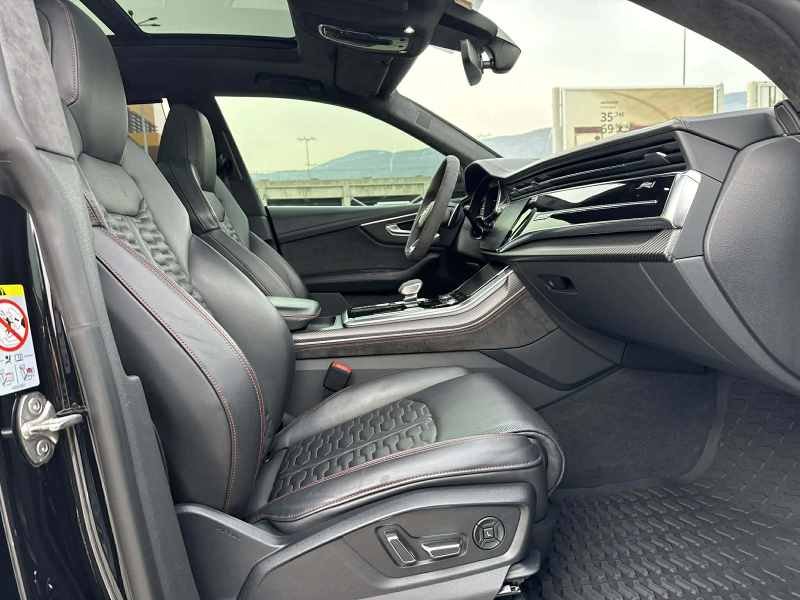 Audi RSQ8 ВСИЧКИ ЕКСТРИ+ ШВЕЙЦАРИЯ+ , снимка 14 - Автомобили и джипове - 53738688