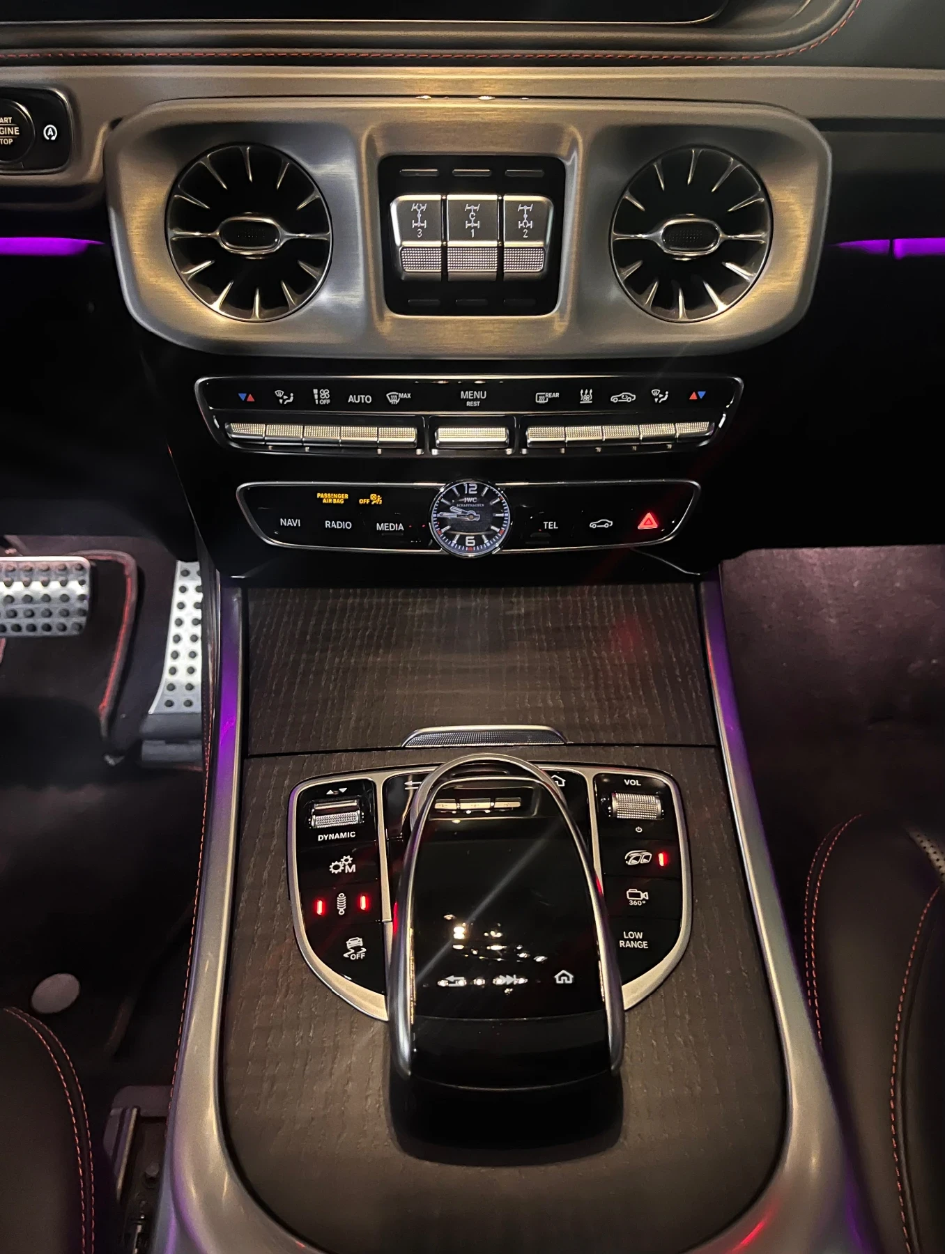 Mercedes-Benz G 63 AMG Manufaktur Edition, снимка 12 - Автомобили и джипове - 53978575