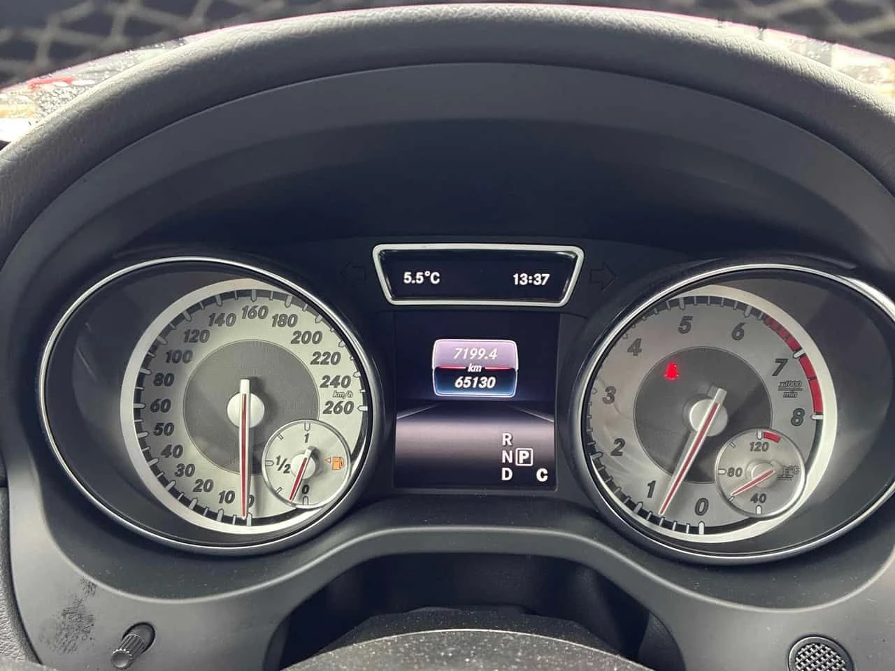 Mercedes-Benz GLA 250 4MATIC * FULL AMG PACK* 65130 KM ПРОБЕГ* ПАНОРАМА*, снимка 8 - Автомобили и джипове - 54034322