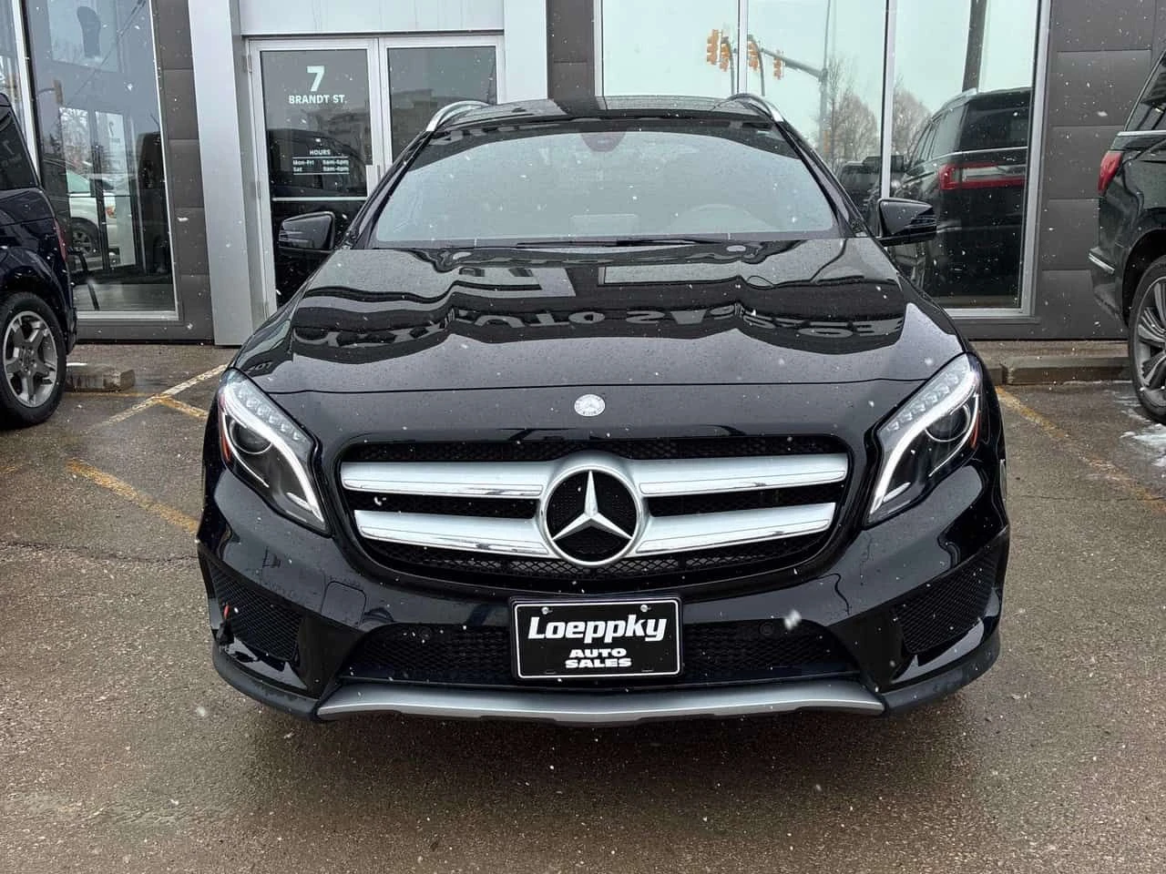 Mercedes-Benz GLA 250 4MATIC * FULL AMG PACK* 65130 KM ПРОБЕГ* ПАНОРАМА*, снимка 2 - Автомобили и джипове - 54034322