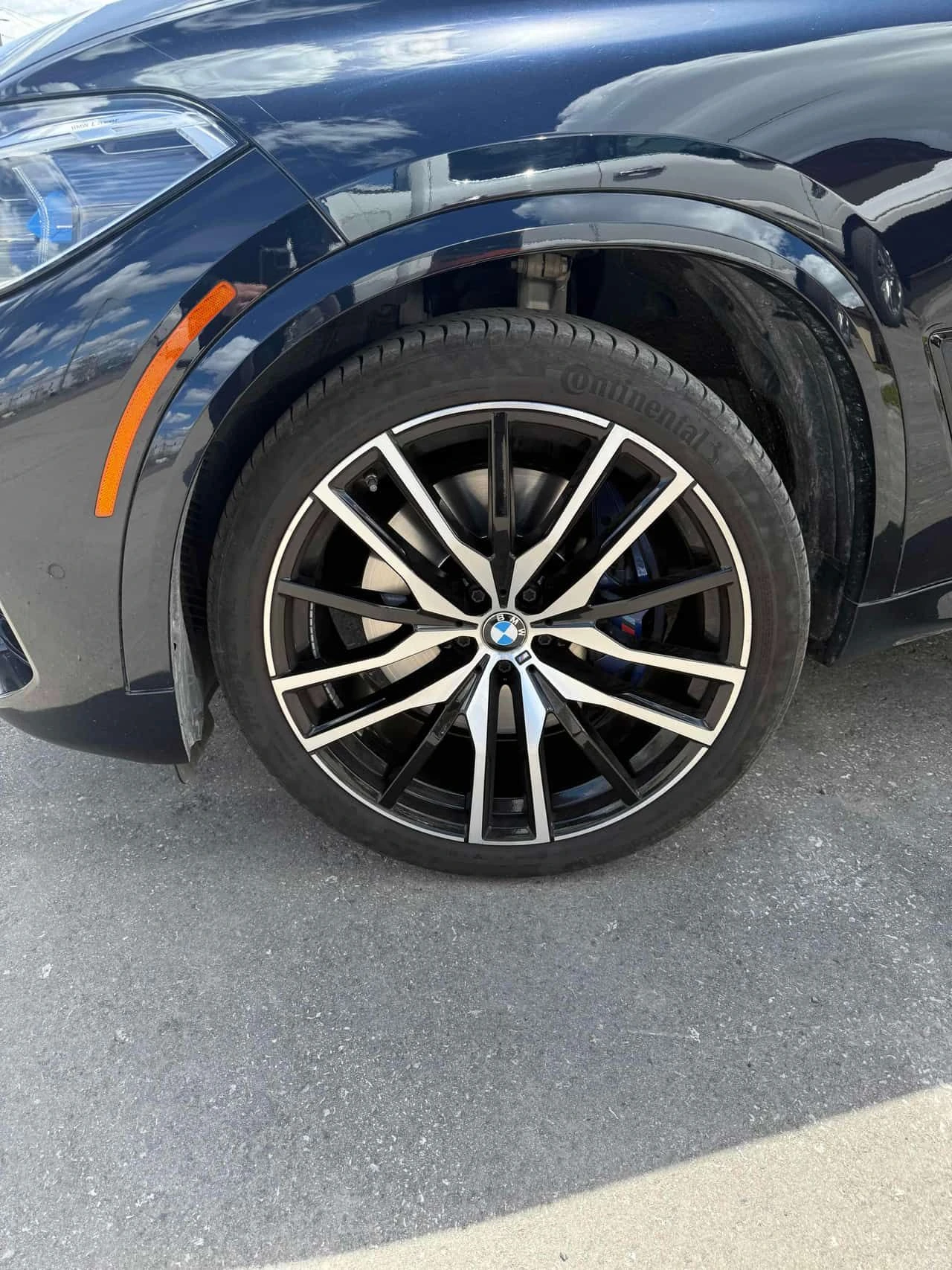 BMW X5 * xDrive40i * LASER* 360* H/K* SKY LOUNGE* HUD* , снимка 7 - Автомобили и джипове - 54512588