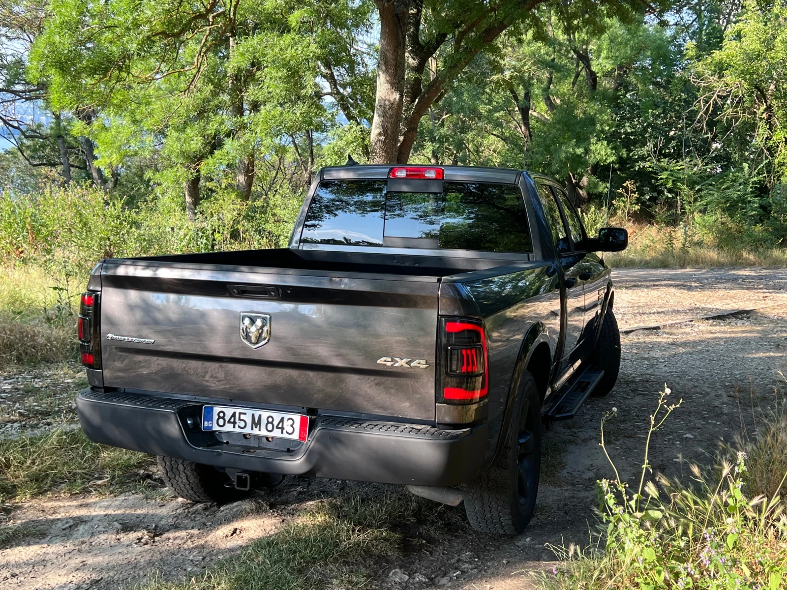 Dodge RAM 1500 5.7 HEMI, снимка 5 - Автомобили и джипове - 55147943