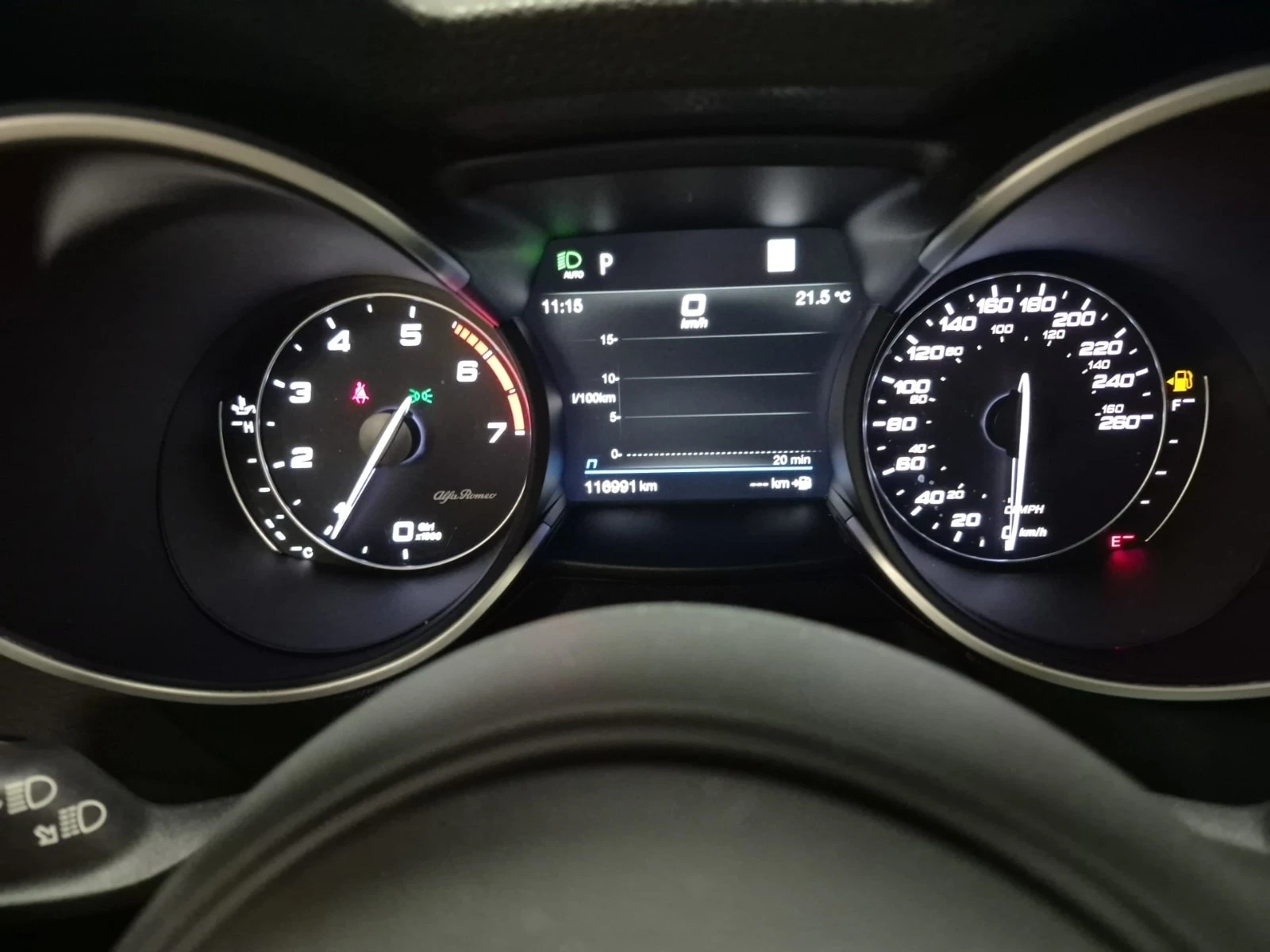 Alfa Romeo Stelvio * TI SPORT * CARFAX * , снимка 9 - Автомобили и джипове - 56155587