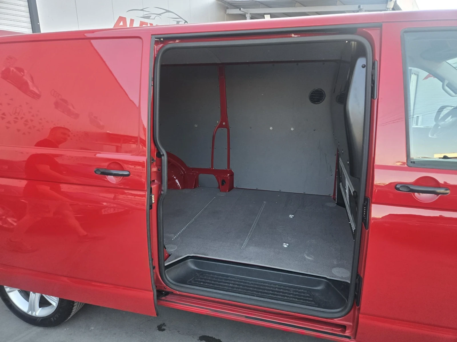 VW T6 MAXI, снимка 11 - Бусове и автобуси - 55770114