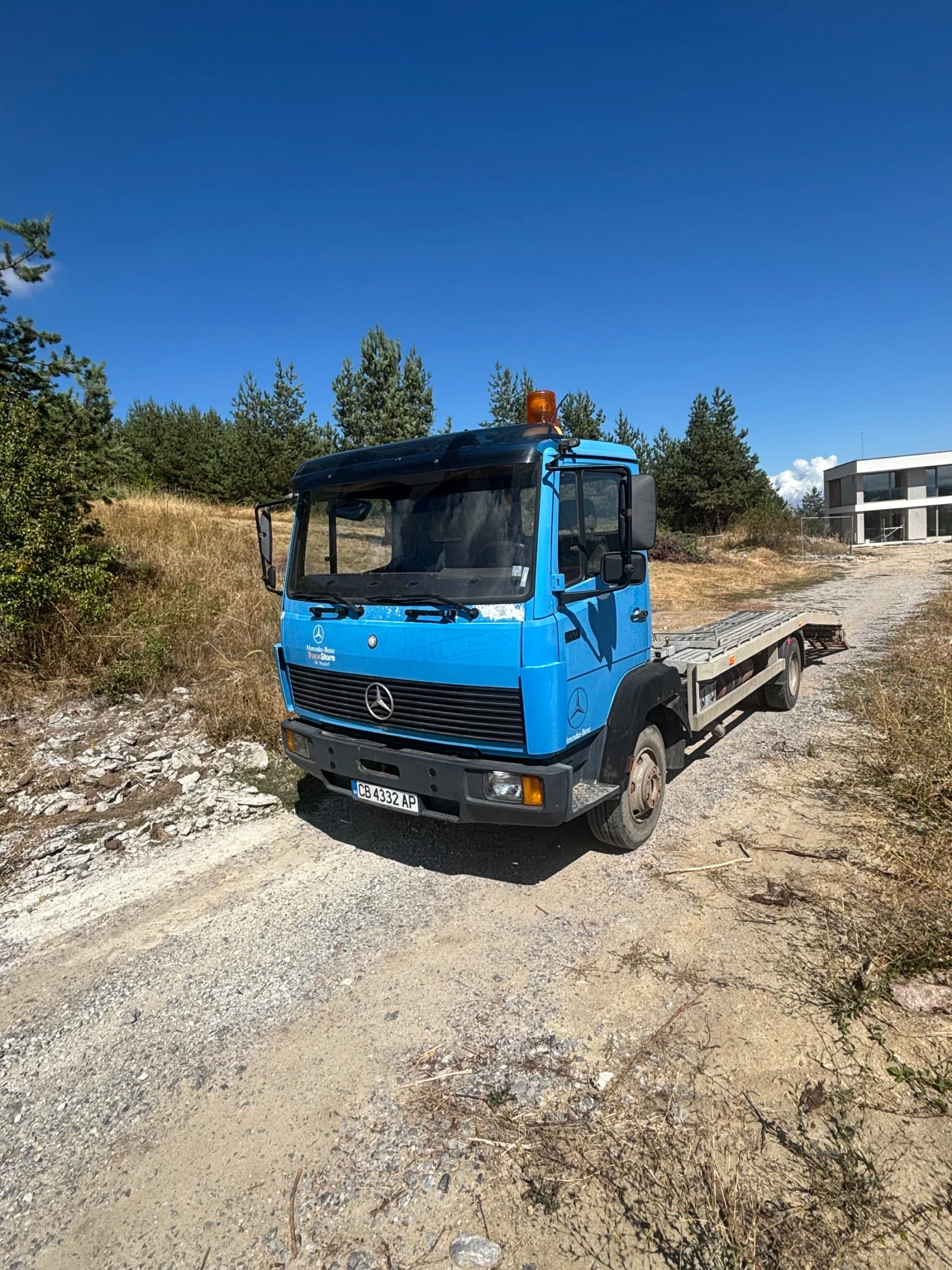 Mercedes-Benz 817  - изображение 2