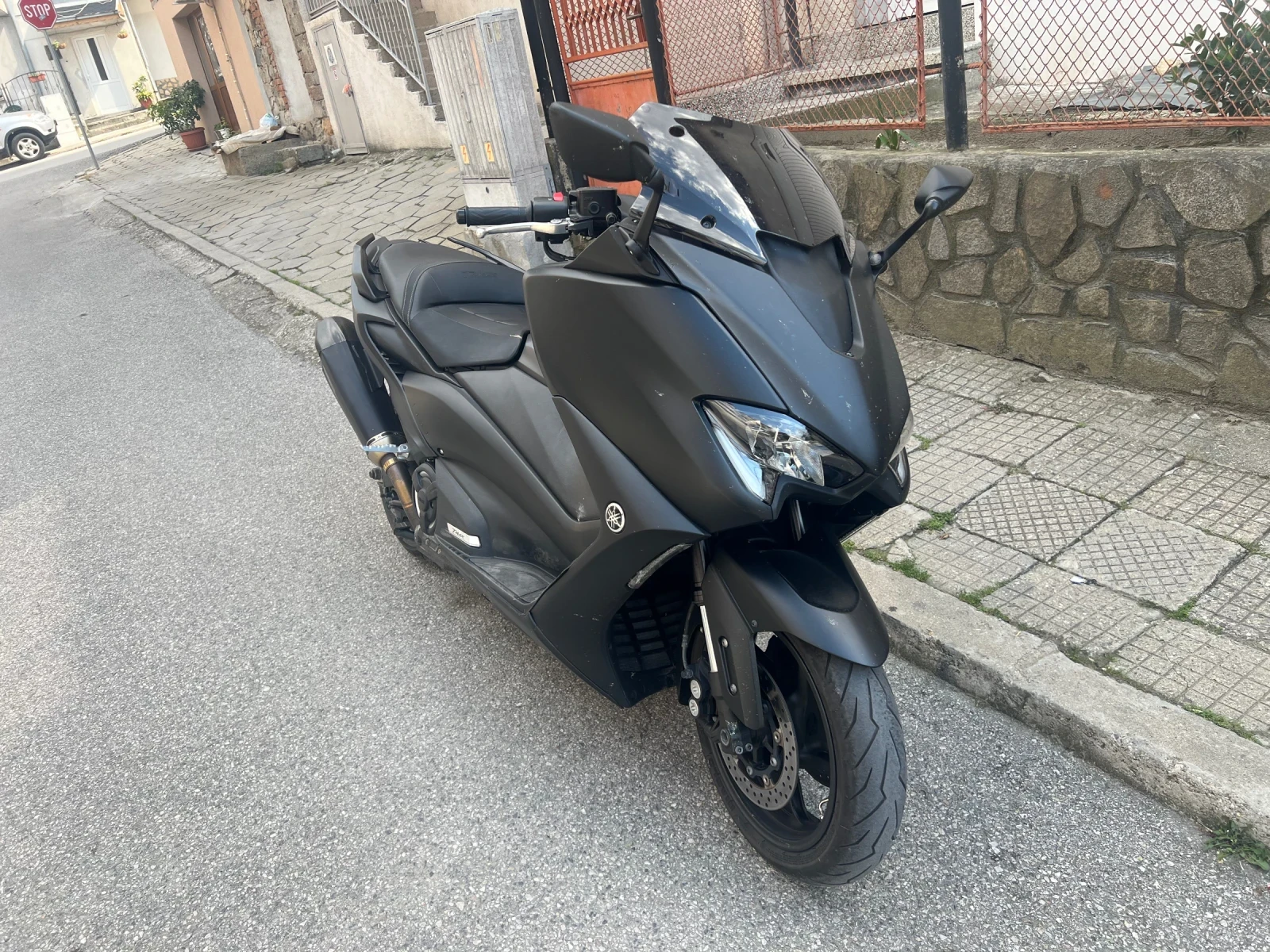Yamaha T-max