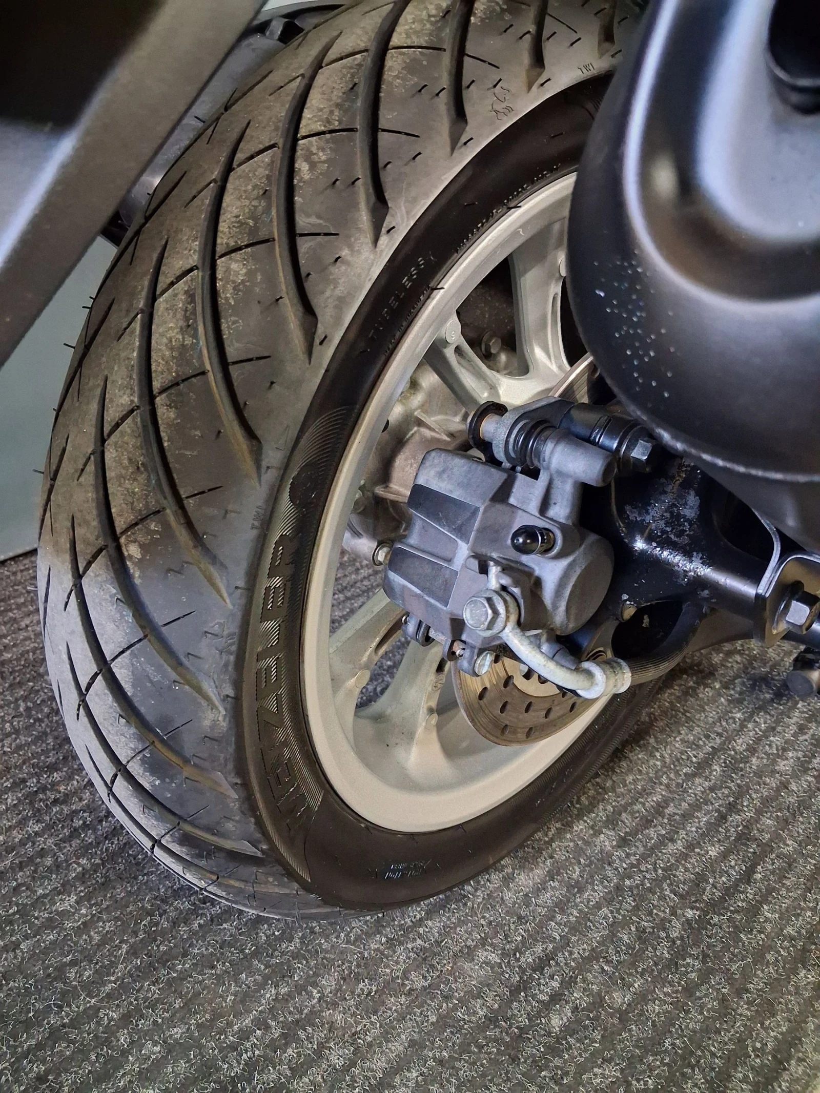 Yamaha NMAX 125i ABS, снимка 14 - Мотоциклети и мототехника - 54704413