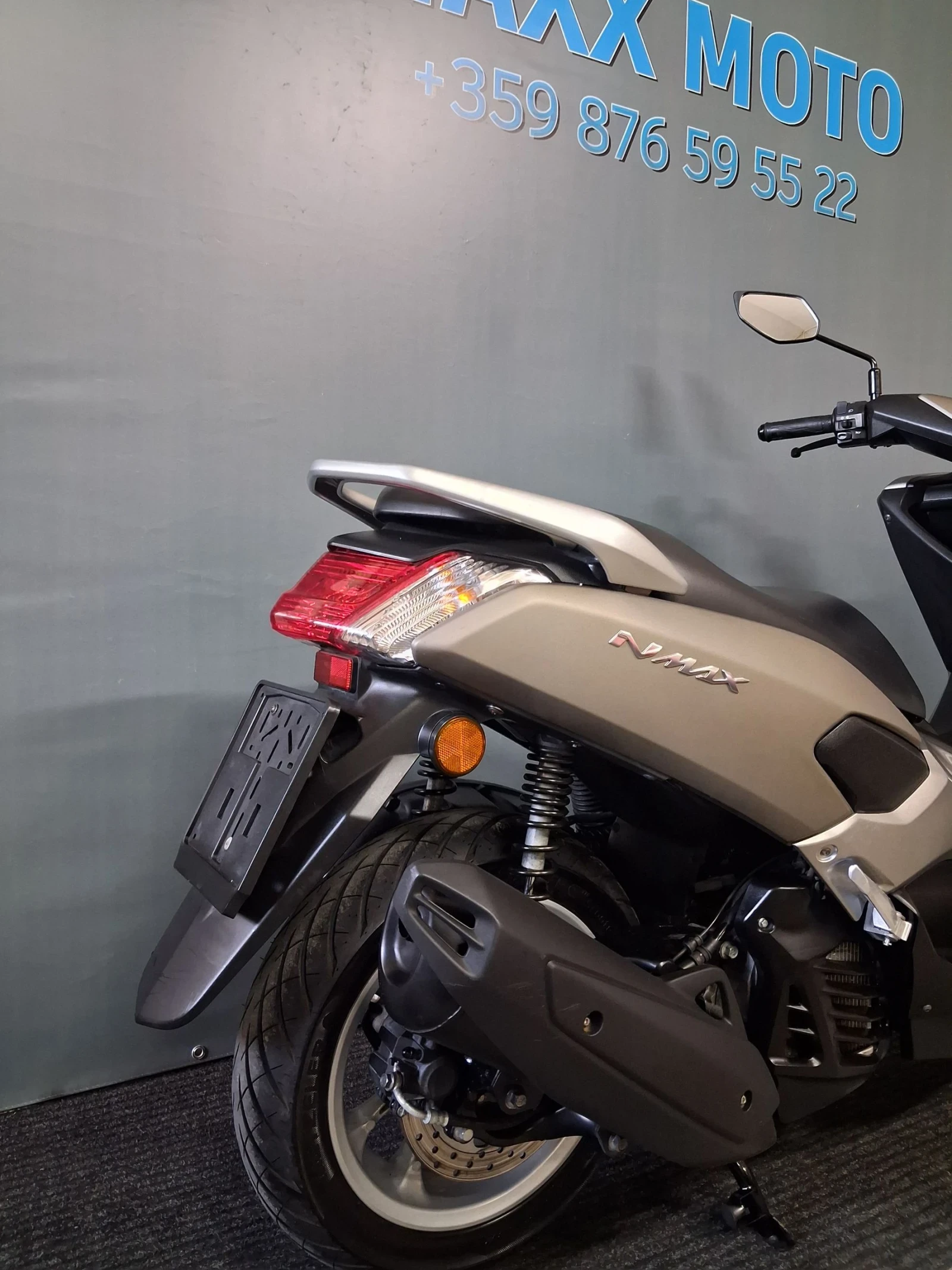 Yamaha NMAX 125i ABS, снимка 11 - Мотоциклети и мототехника - 54704413