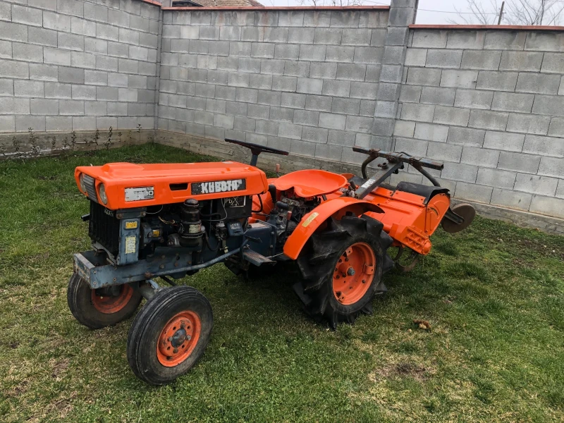 Трактор Kubota B6000, снимка 3 - Селскостопанска техника - 53301705