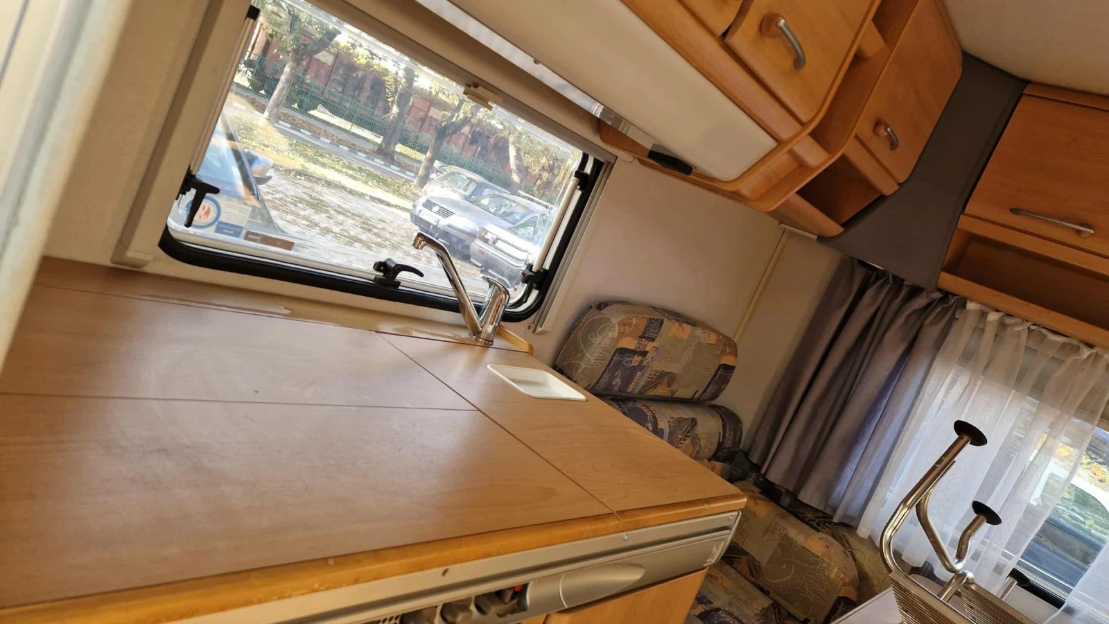  Knaus | Mobile.bg   11