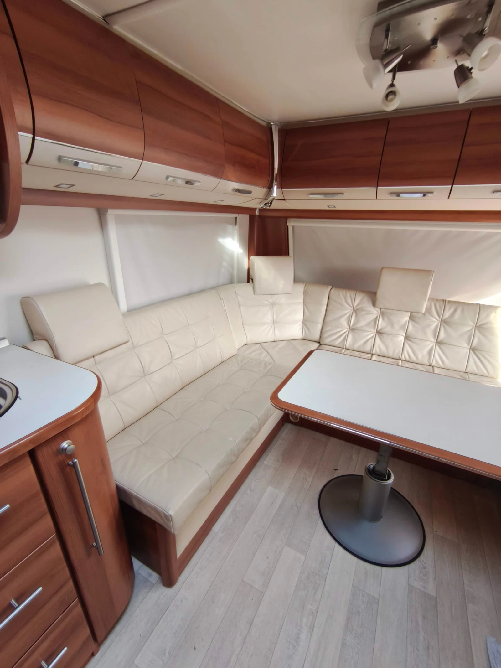 Каравана Fendt Diamant 590 - изображение 8