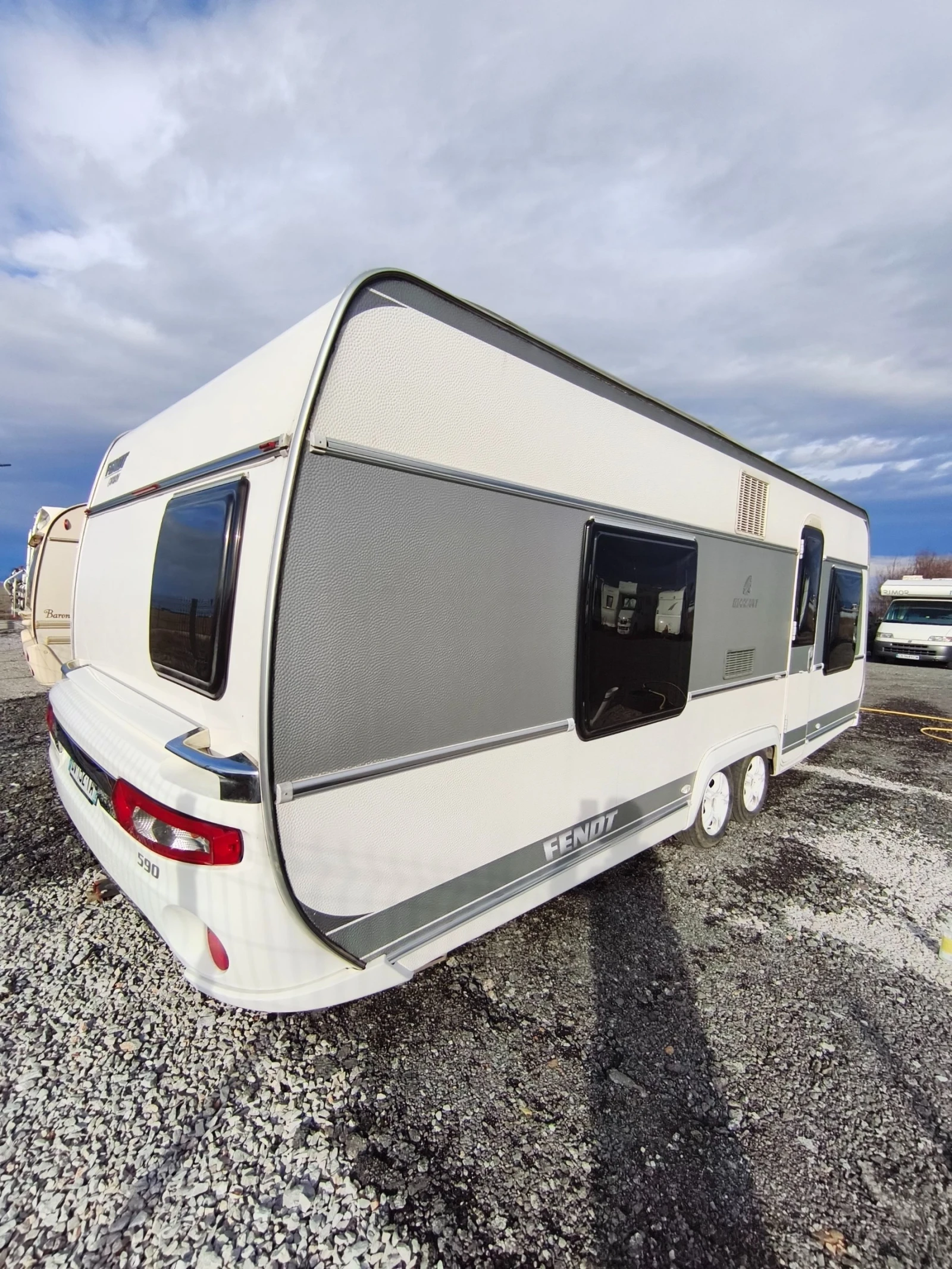 Каравана Fendt Diamant 590 - изображение 7