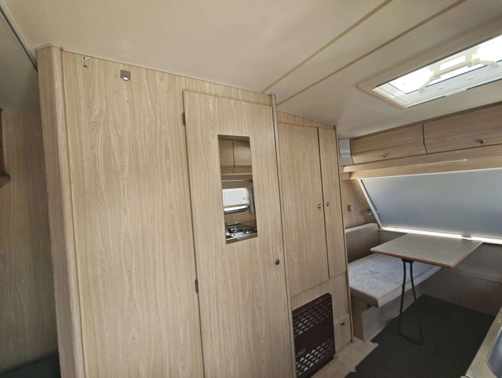 �������� Beyerland Beyerland | Mobile.bg � ����������� 12