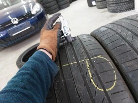 Гуми Летни 245/40R18, снимка 3