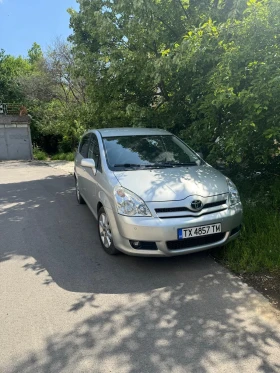 Toyota Corolla verso, снимка 1