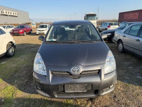 Toyota Corolla verso 1.6 VVTI - 3700 € / 7236.57 лв. - 51352202 2