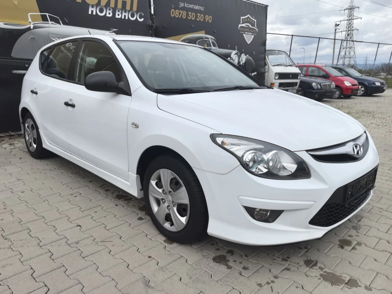 Hyundai I30 1.4, снимка 3 - Автомобили и джипове - 52799884
