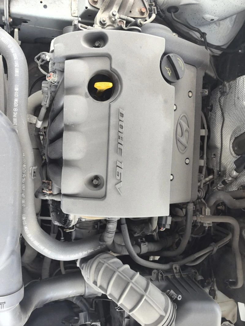 Hyundai I30 1.4, снимка 13 - Автомобили и джипове - 52799884