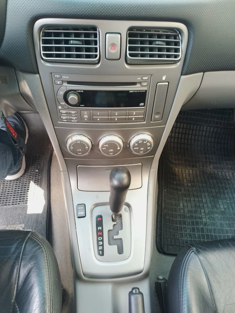 Subaru Forester 2.0 , снимка 16 - Автомобили и джипове - 44493862