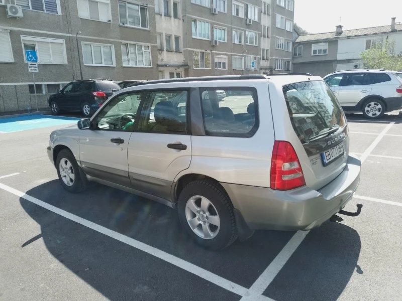 Subaru Forester 2.0 , снимка 5 - Автомобили и джипове - 44493862