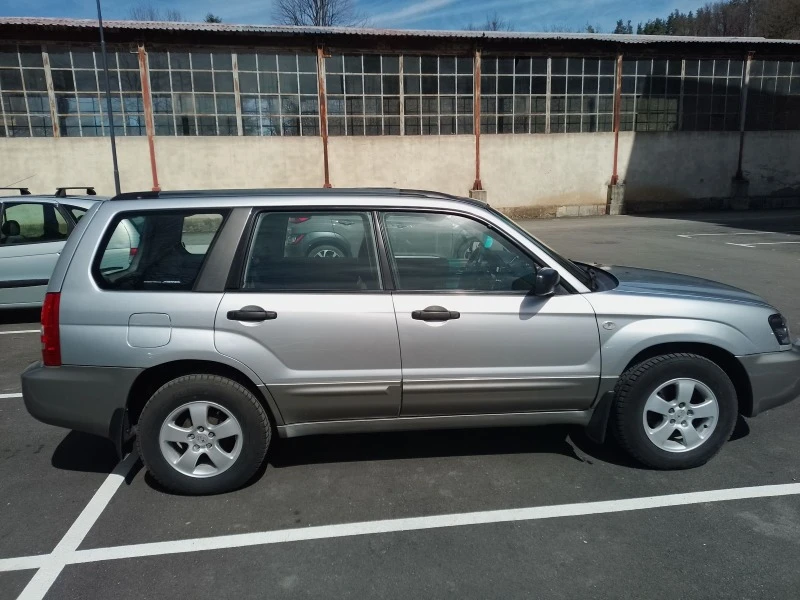 Subaru Forester 2.0 , снимка 8 - Автомобили и джипове - 44493862