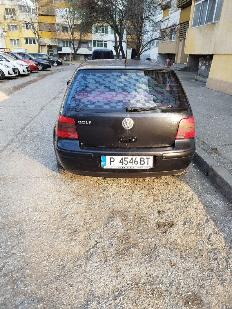 VW Golf 1.6, снимка 6 - Автомобили и джипове - 44622156