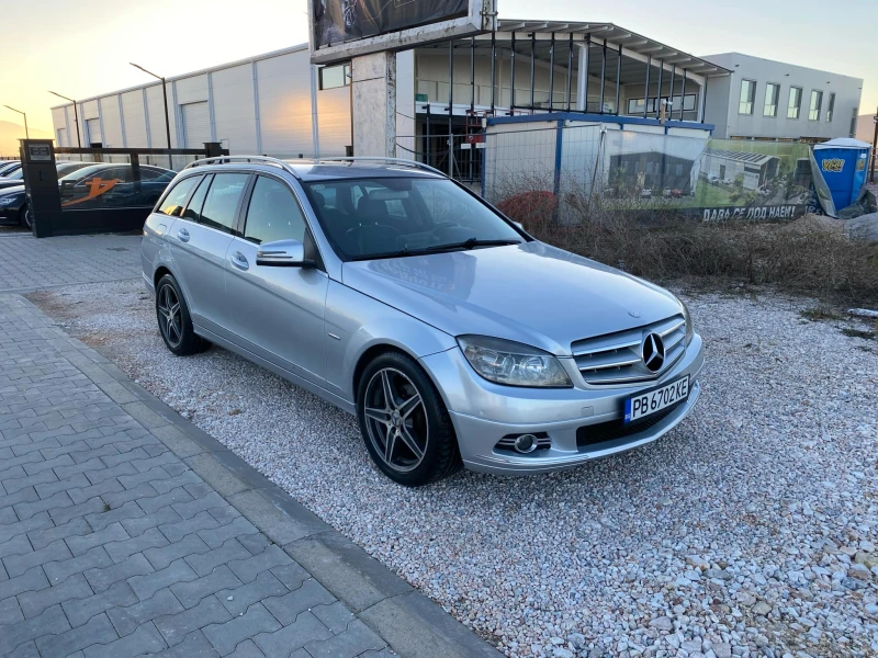 Mercedes-Benz C 220 Avangard, снимка 3 - Автомобили и джипове - 48409468