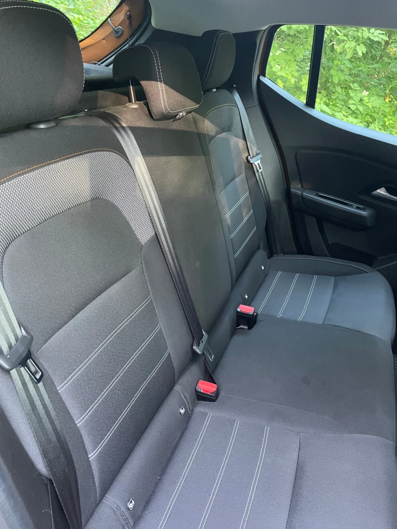 Dacia Sandero, снимка 13 - Автомобили и джипове - 52664444