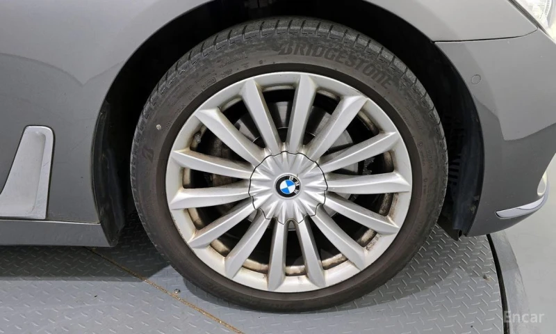 BMW 730, снимка 5 - Автомобили и джипове - 52706947