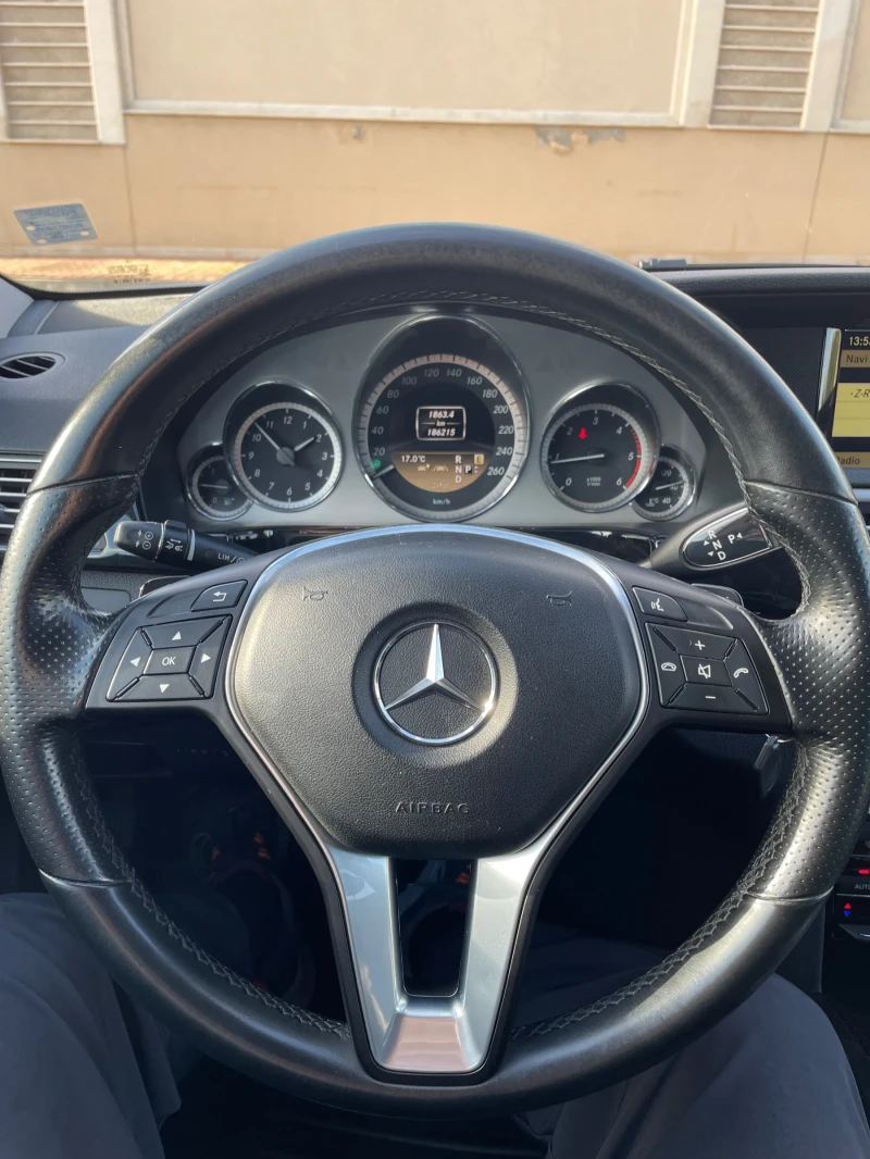 Mercedes-Benz E 220 Е220CDI, снимка 11 - Автомобили и джипове - 53012586