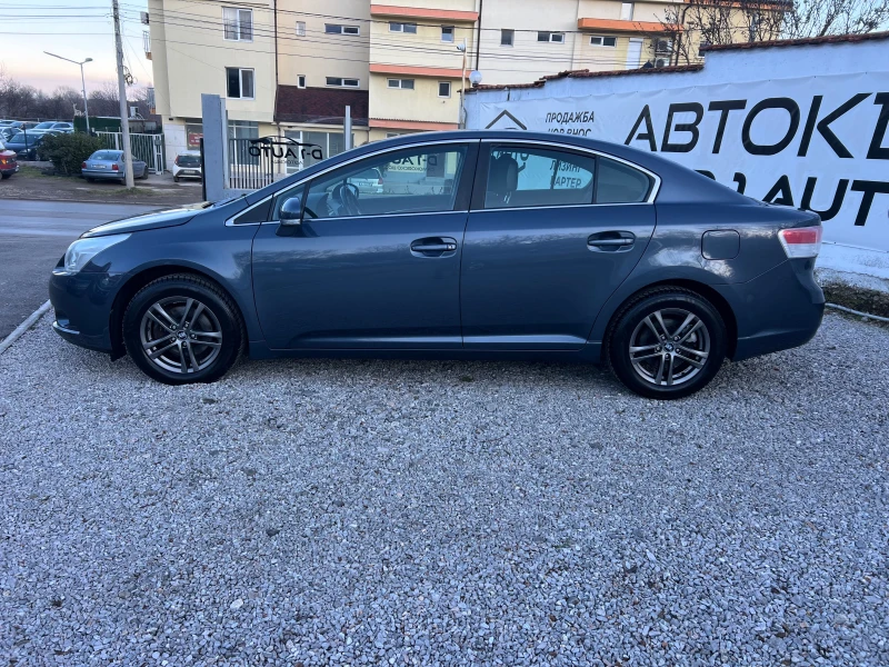 Toyota Avensis 1.8-FULL, снимка 8 - Автомобили и джипове - 53133180