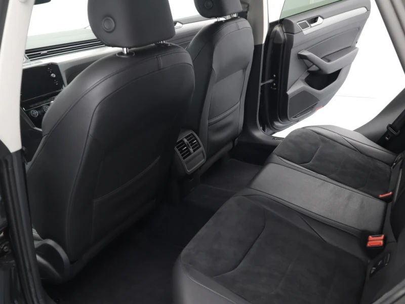 VW Arteon 2.0 TDI 2г. ГАРАНЦИЯ - 42900 лв. - 24946595 | Car24.bg