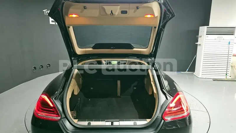 Porsche Panamera 4 ПОДГРЕВ/ОБДУХВАНЕ / 360/ВКЛЮЧЕН ТЕХНОТЕСТ, снимка 15 - Автомобили и джипове - 54219201